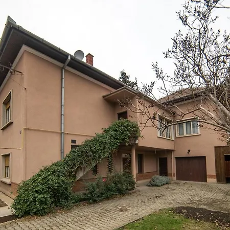 House Apartment *